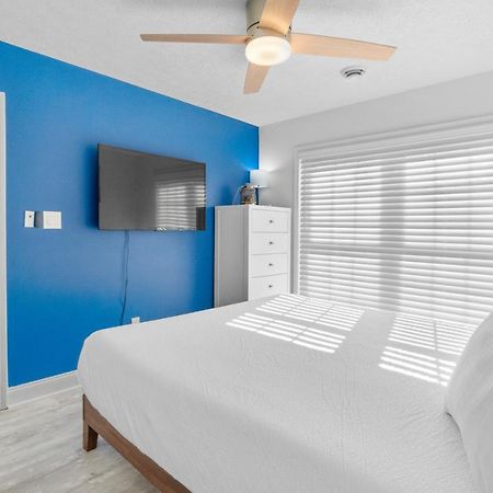 Willapye Beach House By The Sea Navarre Bagian luar foto