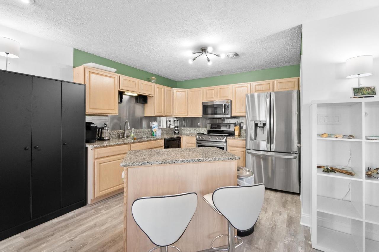 Willapye Beach House By The Sea Navarre Bagian luar foto